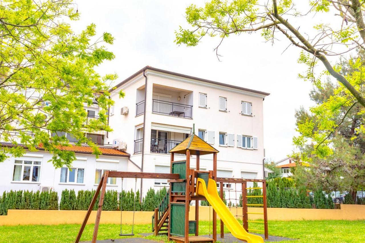Apartment Botic Poreč Exterior foto